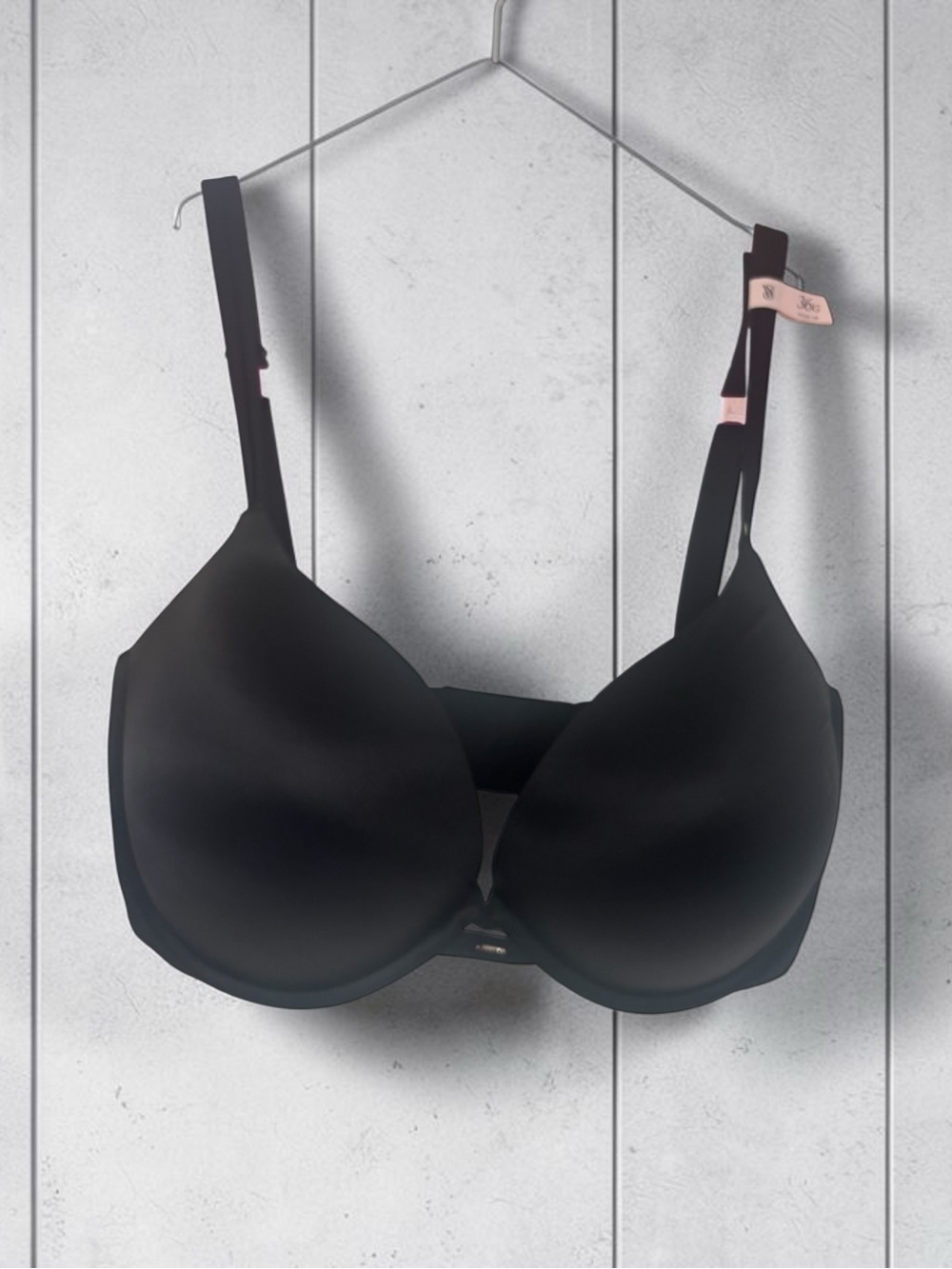 NWT VICTORIA SECRET Black PUSH UP Bra Women's Intimates